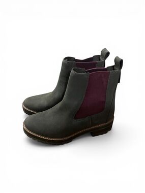 Timberland Women's Green Boots with Burgundy Elastic Panels